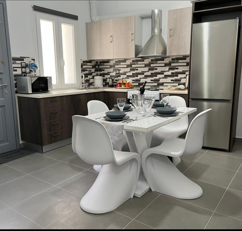 ארמופוליס Thania'S House ,4 Minutes From The Center Of Hermoulis מראה חיצוני תמונה