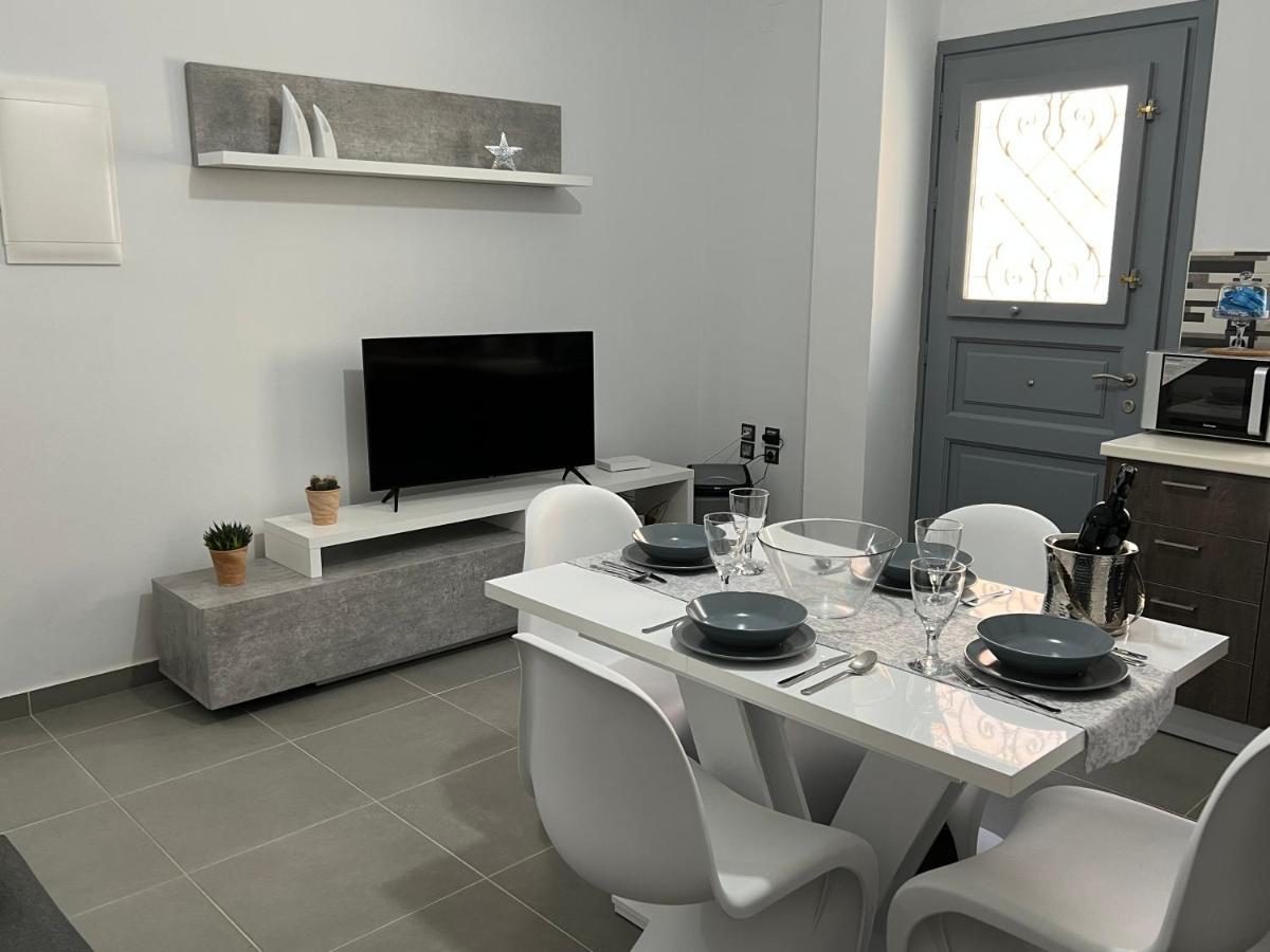 ארמופוליס Thania'S House ,4 Minutes From The Center Of Hermoulis מראה חיצוני תמונה