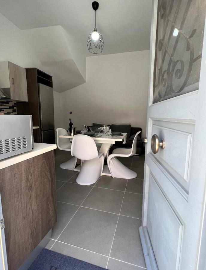 ארמופוליס Thania'S House ,4 Minutes From The Center Of Hermoulis מראה חיצוני תמונה